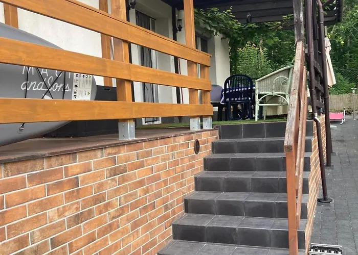 Komorzanski Labedz Apartamento Komorze